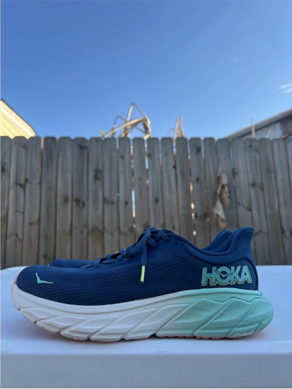 Women’s Hoka Arahi 7 Navy & Mint Athletic Sneakers size 11
